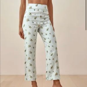 NWOT Petites Pinegrove Pants in Al Fresco